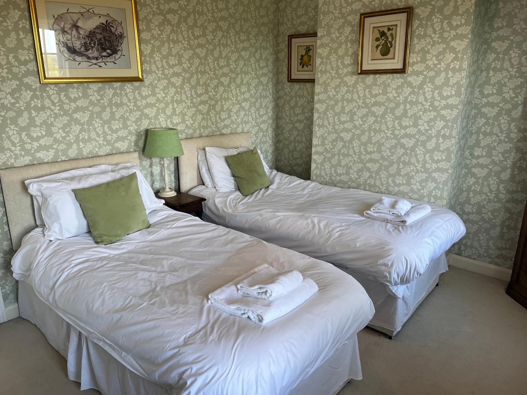 Hall Cottage, Wighill Near York And Leeds 塔德卡斯特 外观 照片